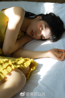 小茹和小黄狗